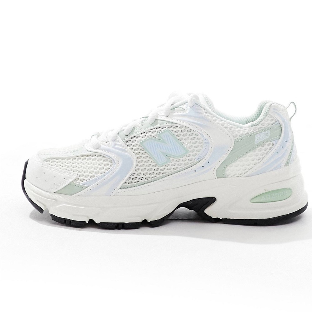 New Balance 530 Sneakers